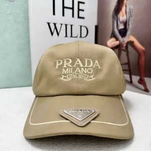<AUTHENTIC>Prada Hat